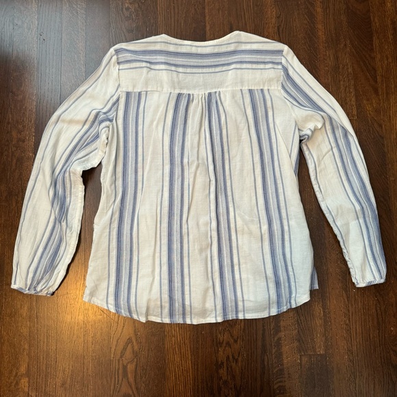 Zara Ruffle Linen Top Size Medium - Picture 4 of 4